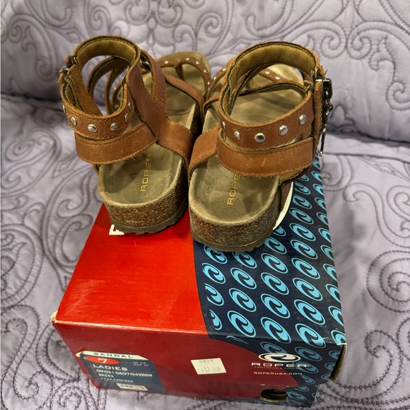 Roper sandals - Picture 3 of 5